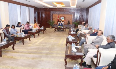  बालुवाटारमा सत्तापक्षीय दलहरुको बैठक जारी 